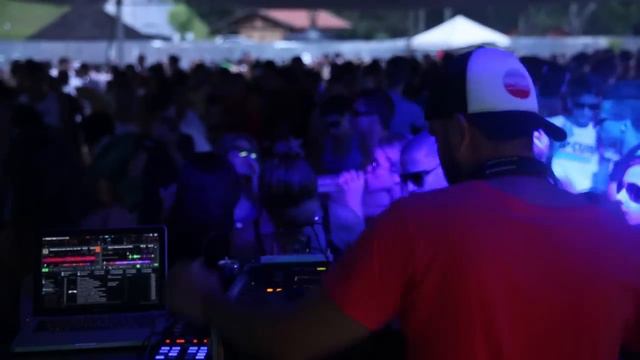 Lucas Amato | Paradise Sunset 12/01/2014 смотреть онлайн