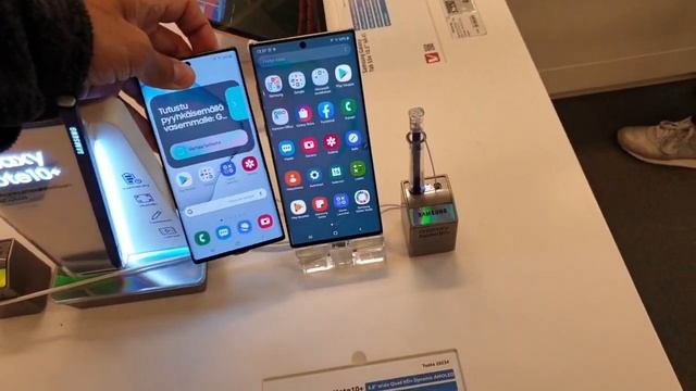 Обзор Samsung Note 10 и Note 10+ из магазина. смотреть онлайн