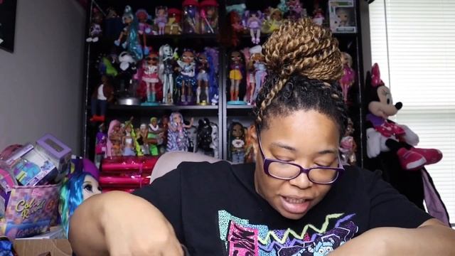 NEW LOL SURPRISE OMG SKETCHES DOLL UNBOXING/WHAT YOUR THOUGHTS ON HER??? смотреть онлайн