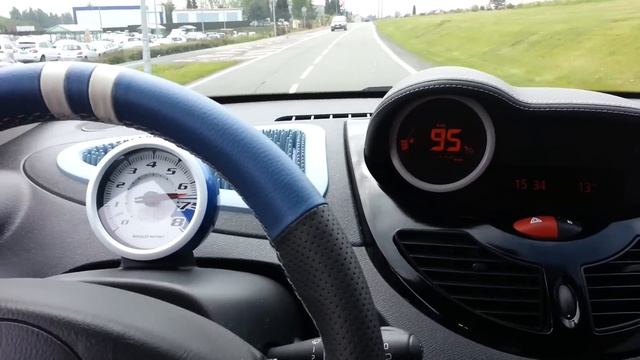 Acceleration twingo rs gordini 2 смотреть онлайн
