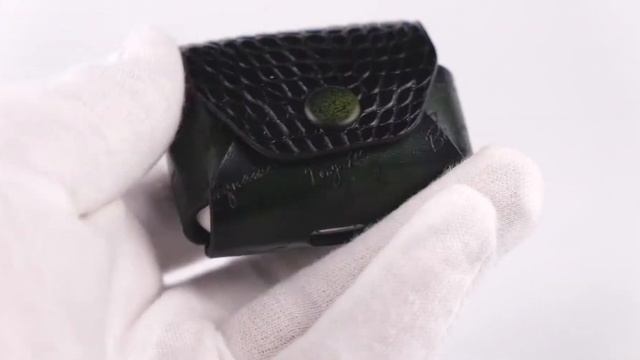 Чехол для наушников из кожи крокодила темно зеленый смотреть онлайн