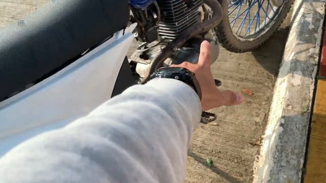 Suzuki DR200 / ¿LA MEJOR DOBLE PROPÓSITO? смотреть онлайн