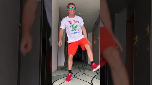 #motivation #ксв #танцы50плюс #dancers #shuffledance #танцыдляначинающих #нячанг #nhatrang #vietnam смотреть онлайн