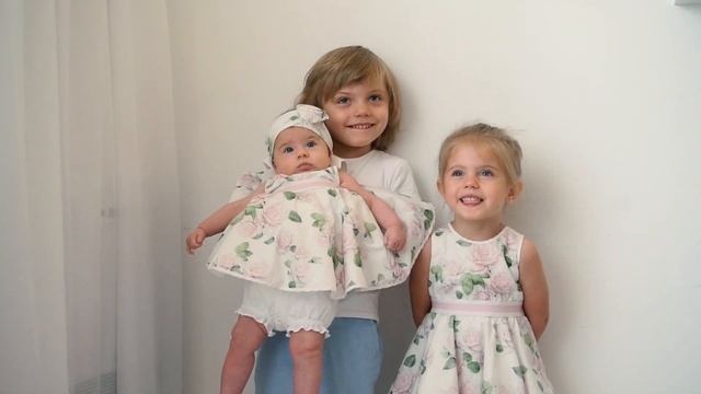 Трогательный подарок от брата на ДР сестры // Первый год Оливии смотреть онлайн