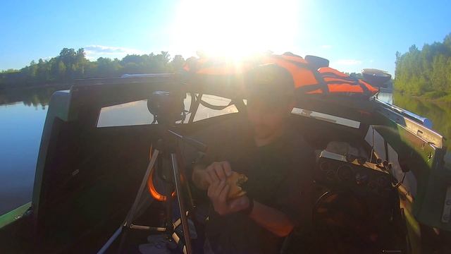 Готовим бургеры прямо на катере! Тест газового гриля и купальной платформы смотреть онлайн