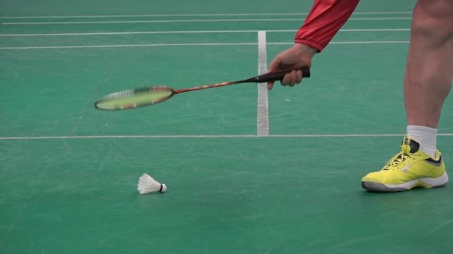 Badminton - Tips for Fresher (6) How To Pick Up a Shuttlecock From Floor смотреть онлайн