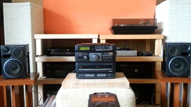 Тест звучания CD деки центра Panasonic DT RX 690 смотреть онлайн