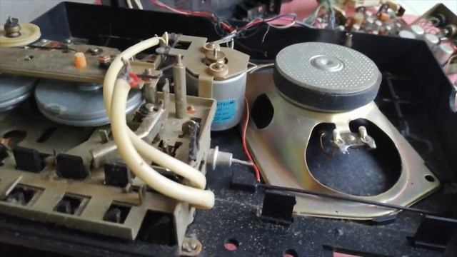 Радиодетали в магнитофоне электроника 324 -1. смотреть онлайн