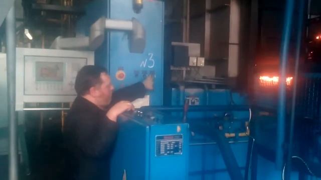 Так и работаю смотреть онлайн