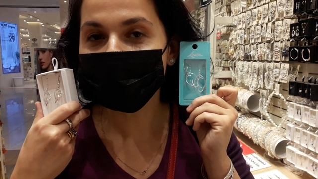 САМЫЙ ОГРОМНЫЙ МОЛЛ В ЭМИРАТАХ/СМОТРИМ ЦЕНЫ/ВСЕ МЕСТНЫЕ ТАМ/BAWADI MALL смотреть онлайн