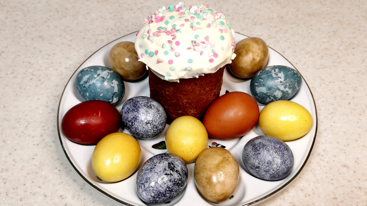 5 способов покрасить яйца без химии! Пасхальные яйца на пасху 2021. смотреть онлайн