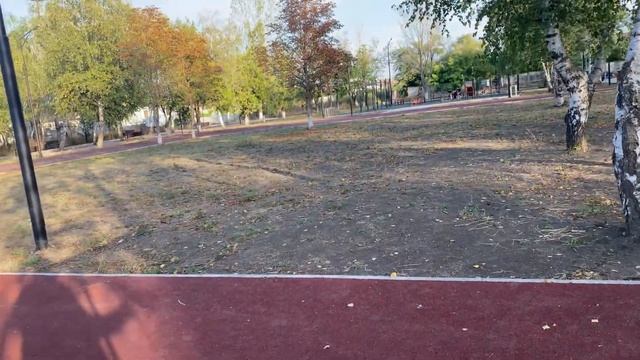 Гуляем с детьми ?/ чудесный городок , ребенок счастлив ? смотреть онлайн