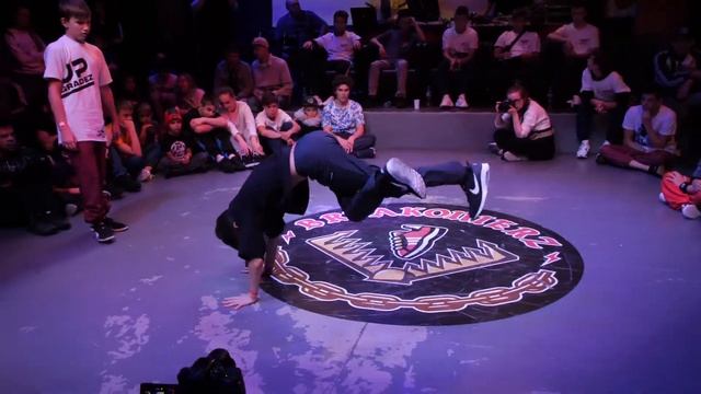 top16 Kagor vs Близнец дракон Илья - BREAKONIERS 5 YEARS ANNIVERSARY смотреть онлайн