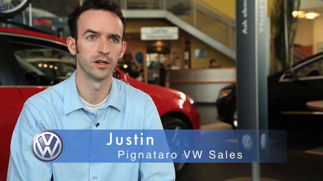 Volkswagen Passat compared to a Honda Accord at Pignataro Everett near Seattle Snohomish смотреть онлайн