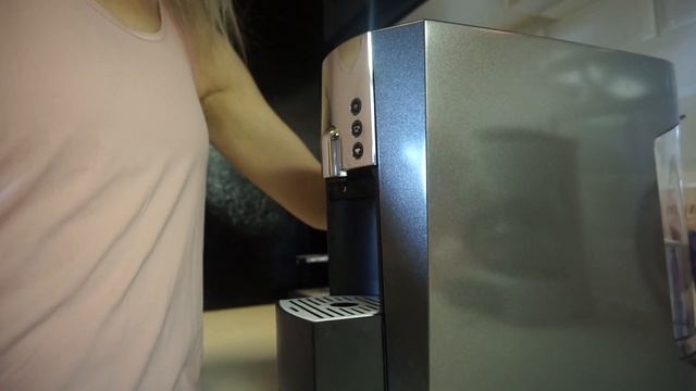 Starbucks Verismo System Use and Review смотреть онлайн