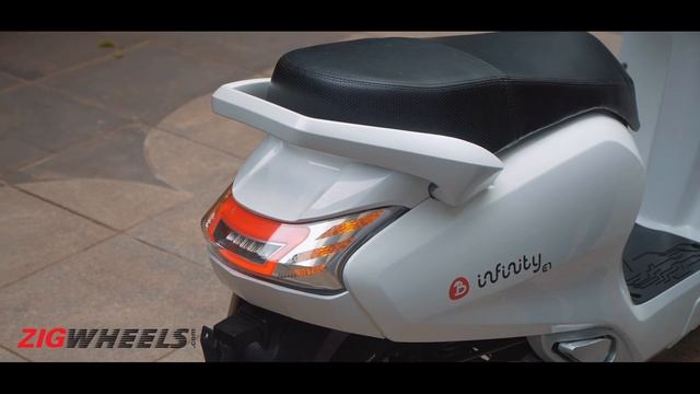 Bounce Infinity - 10 Things You Need To Know | Charging, Battery Swapping, Price & More | ZigWheels смотреть онлайн