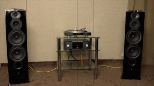 Огляд вінілового програвача Mark Levinson Nº5105 MC з підсилювачем Nº5805 та пари колонок Revel F20