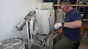 Сушка Bosch, замена ролика и ремня.