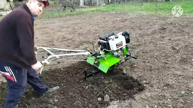 Заводим Дизельный Мотоблок 9 лс Первый Раз ,Пробуем Культивировать 2021 смотреть онлайн