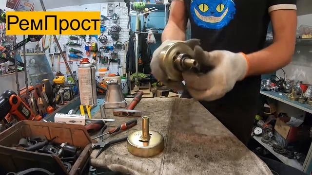 Разборка чашки верхнего редуктора  косы, тримера РемПрост