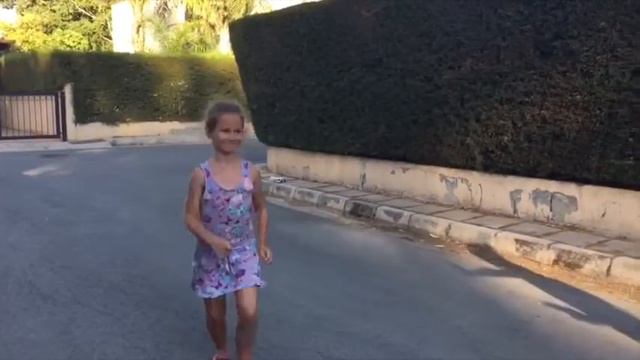 ЛЮБОВЬ В 7 ЛЕТ? НЕ ПОДЕЛИЛИ МАЛЬЧИКА! смотреть онлайн