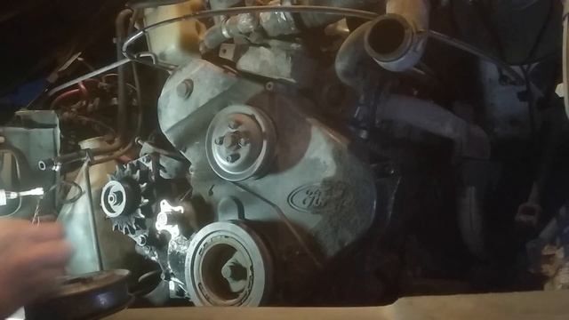 Como cambiar la bomba de refrigeración de una Ford Transit смотреть онлайн