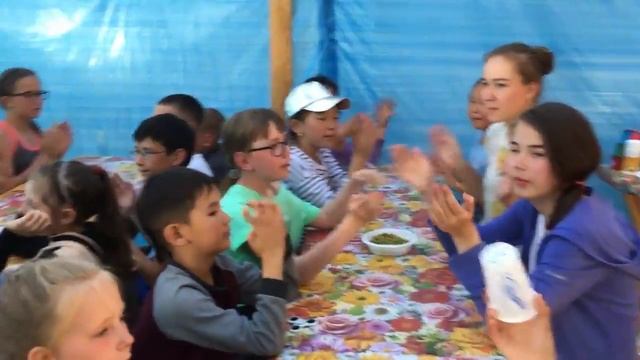 Жизнь в лагере Marmelad camp первая смена. смотреть онлайн