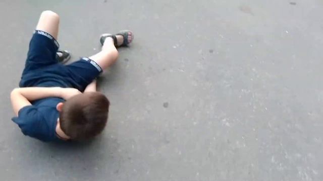 Они падают смотреть онлайн