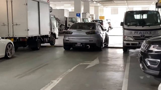 Mitsubishi Lancer Evolution 10 RS Leaving Sin Ming Autocity, Singapore смотреть онлайн