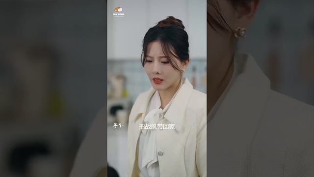 Cô gái đáng thương giả làm bảo mẫu để gặp lại con trai, nào ngờ bị tổng tài phát hiện và cái kết смотреть онлайн