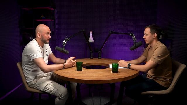 Код за деньги | Беби-бум студий закончился | Александр Лебедев из Pitch смотреть онлайн