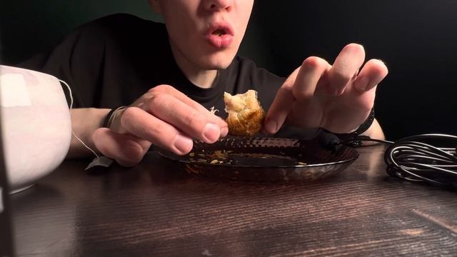 МУКБАНГ ОБЖОР ОГРОМНАЯ УЛИТКА С МЯСОМ ВКУСНО ОИ ЭТО ?!!!