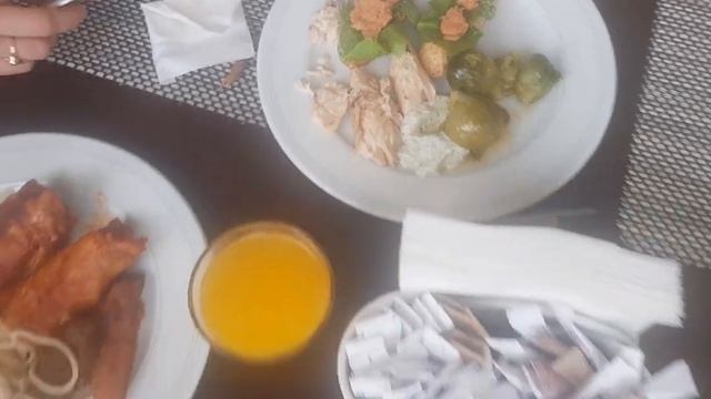 Utopia Beach Club. скромный выбор смотреть онлайн