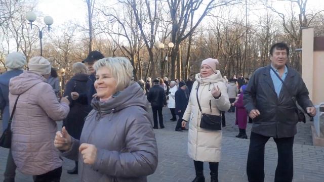 Ты меня не бойся. Михаил Кармаш.В Гомельском парке. 19.03.2023. смотреть онлайн