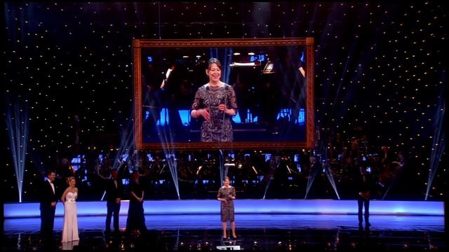 Nicola Walker wins Best Actress in a Supporting Role | Olivier Awards 2013 with Mastercard смотреть онлайн