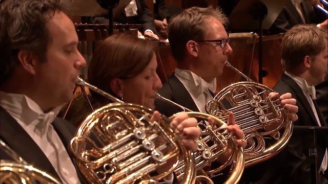 Concertgebouworkest - Symphonic Dances - Rachmaninoff смотреть онлайн