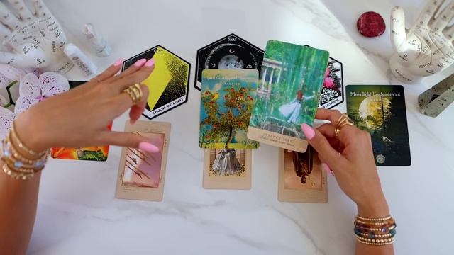 Spirit's Message (Meant To Find You) • PICK A CARD • смотреть онлайн