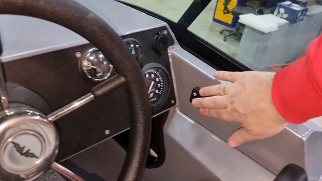 ХИТРУШКИ, МОЙКА, ОТОПИТЕЛЬ . ВОЛЖАНКА 46 Фиш. Тюнинг и доработки. SEAFLO и ПЛАНАР