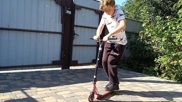 Я// КУПИЛ// Самокат ЗА( 100) ГРН Испытание САМОГО ДИШОВОГО САМОКАТ В МИРЕ!!! смотреть онлайн