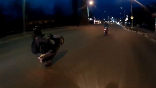 Стант на скутере смотреть онлайн