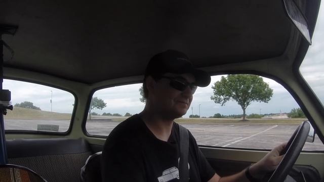 How to Drive a Trabant смотреть онлайн