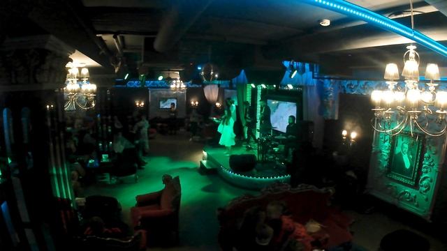 Квартирник смотреть онлайн