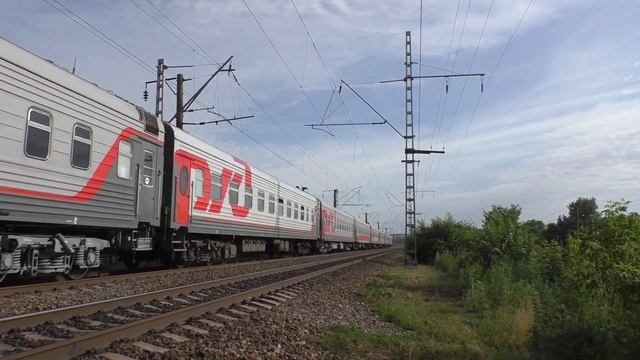 ЭП1-118 с поездом №271 Анапа - Самара смотреть онлайн