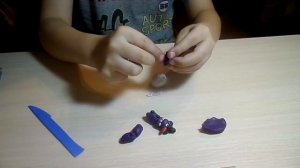 Лепим ФИОЛЕТОВОГО ФРЕДДИ из пластилина