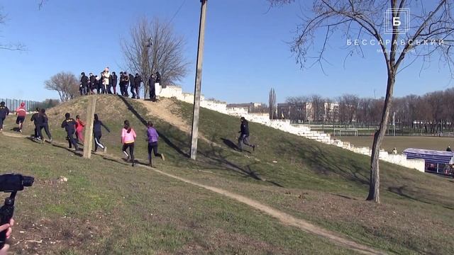 И стар, и млад – все на Измаильский стадион смотреть онлайн