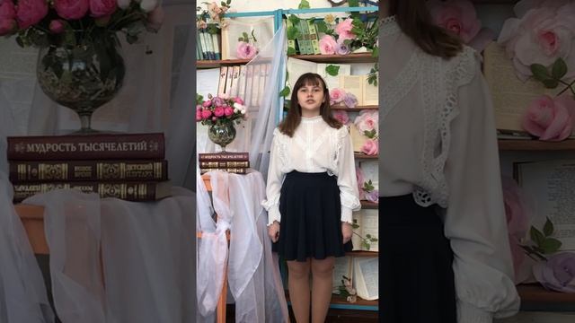 Дмитриева Вера Роберт Рождественский "Все начинается с любви" смотреть онлайн