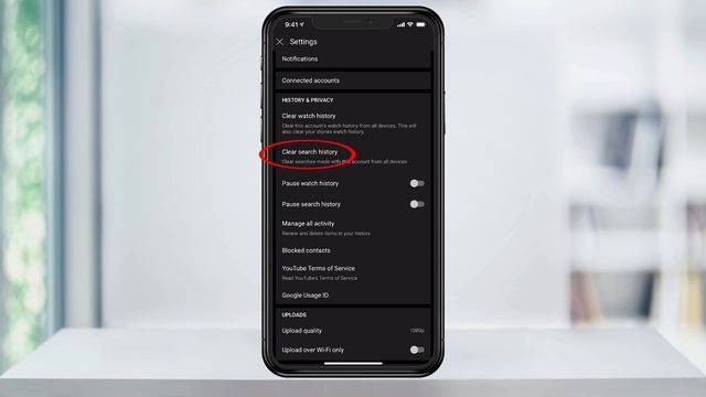 How To Clear YouTube Search History On iPhone or iPad смотреть онлайн