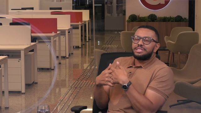 Escolinha do Professor Diogo Alves | A distância ou à distância? смотреть онлайн