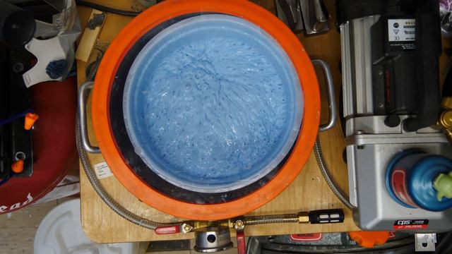 Making Very Large Silicone Molds смотреть онлайн