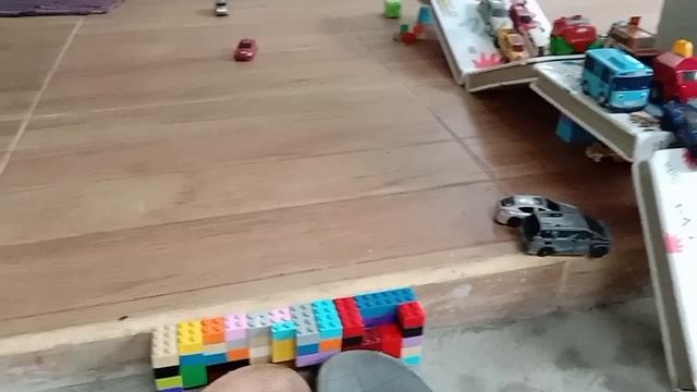 2012 earthquake with my toy but better смотреть онлайн